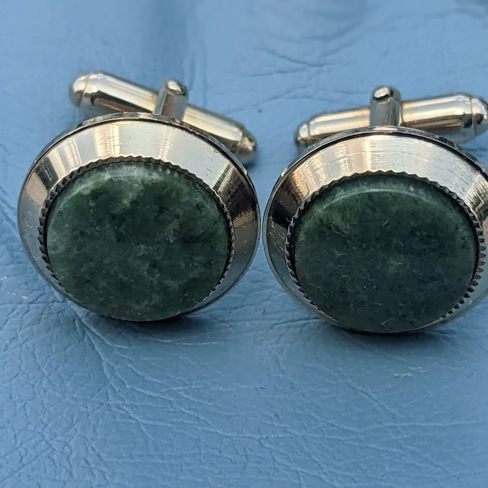 Vintage cufflinks good